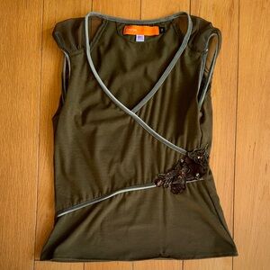 Cynthia Steffe Olive Green Sleeveless Wrap Tank with Floral Appliqué